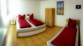 zentral Gästezimmer Haag i OB eigenes Apartment